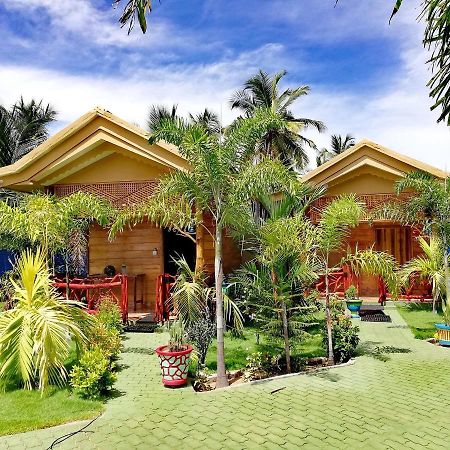 Sea View Resort Kallady 外观 照片