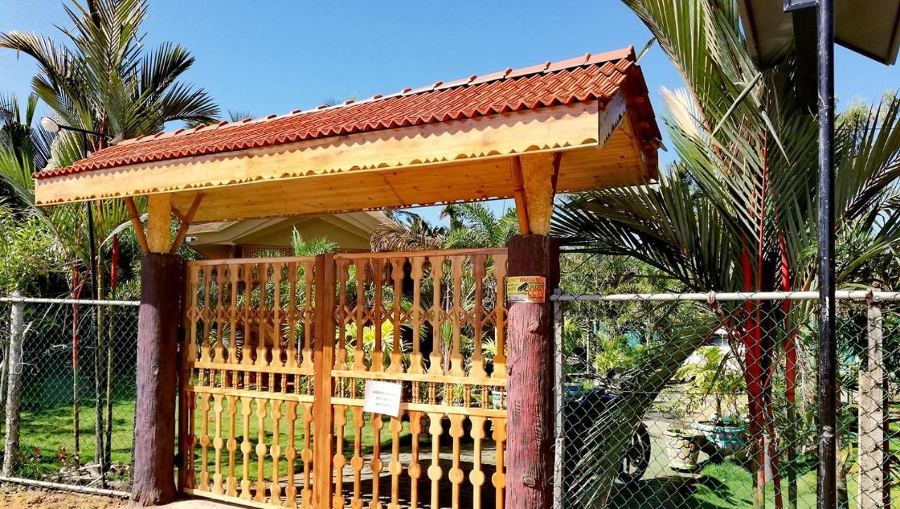 Sea View Resort Kallady 外观 照片