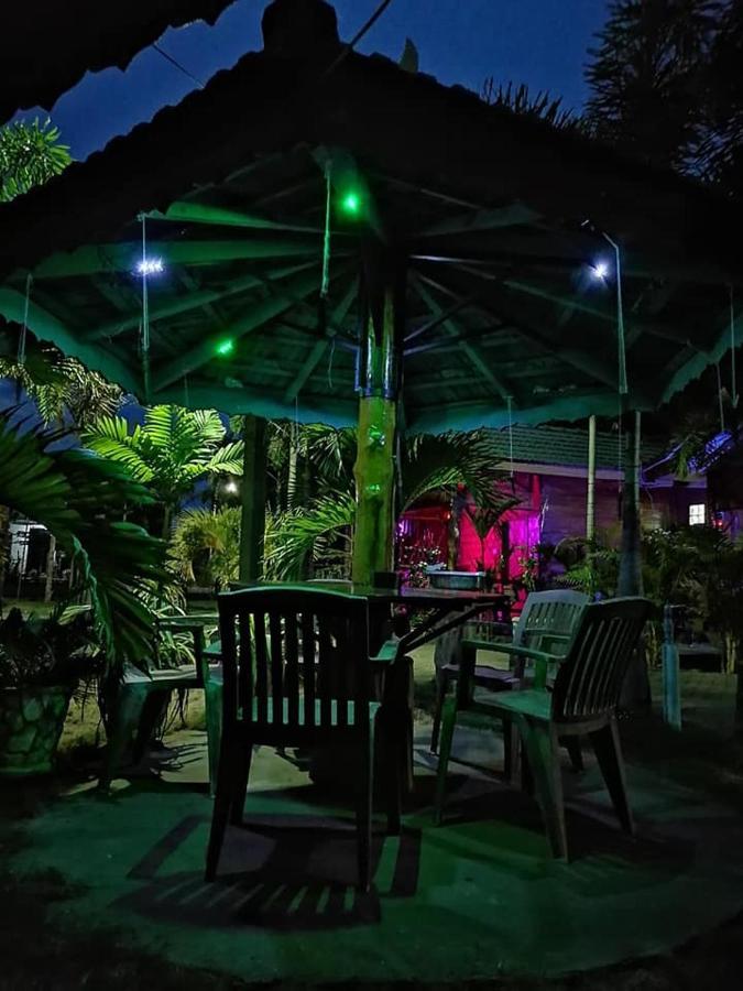 Sea View Resort Kallady 外观 照片