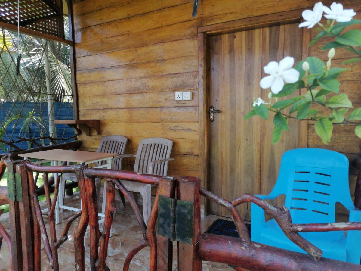 Sea View Resort Kallady 外观 照片